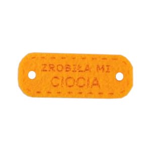 metka z filcu zrobiła mi ciocia pomarańczowy.jpg
