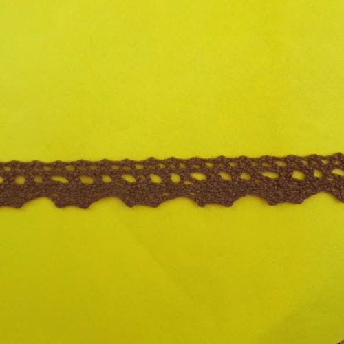 koronka brązowa.jpg