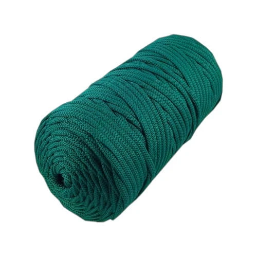 sznurek poliestrowy 4-5 mm 05 butelkowa zieleń2.jpg