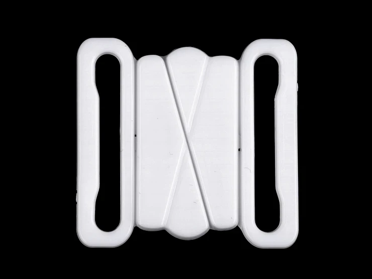 białe zapięcie do stroju kąpielowego bikini