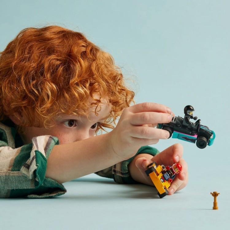 LEGO City 60400 Gokarty i kierowcy wyścigowi
