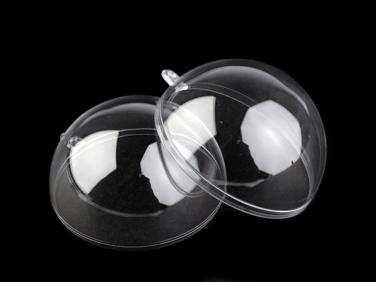 bombka plastikowa kula.jpg