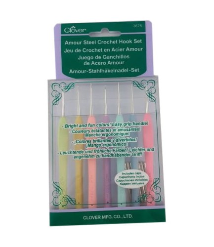 clover-amour-zestaw-szydelek-ergonomiczne-wygodne.jpg