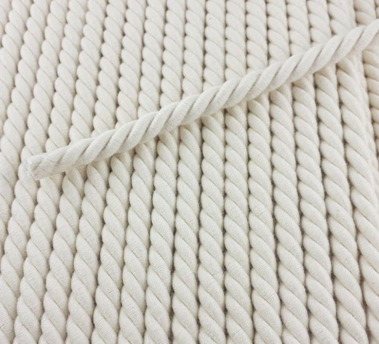sznurek-skrecany-lina-gruby-bawelniany-ecru.jpg